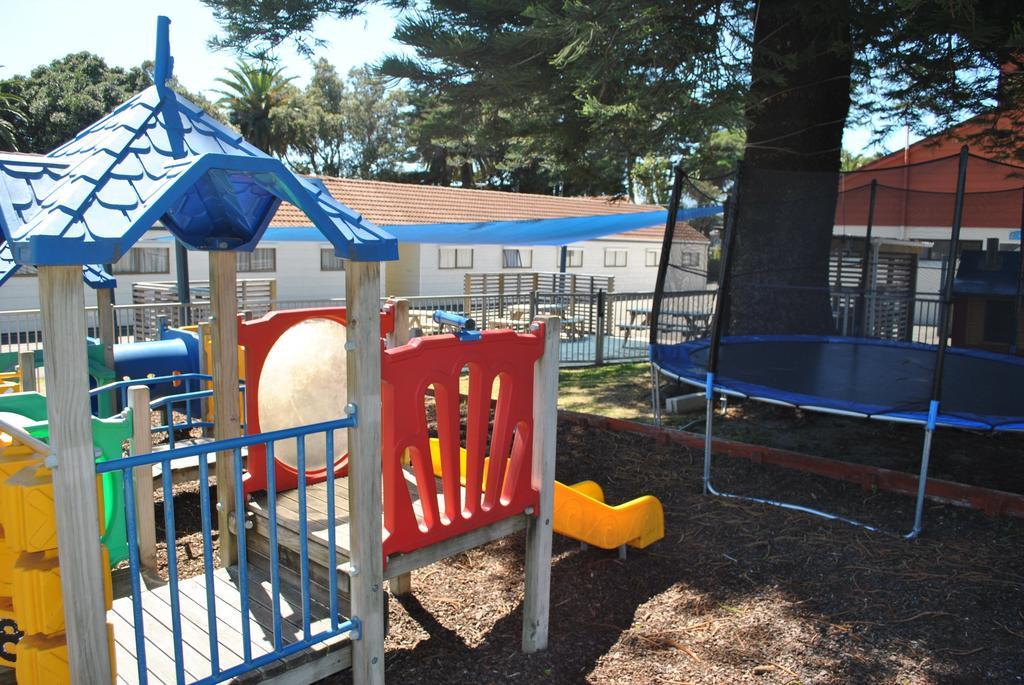 Waikanae Beach Top 10 Holiday Park Gisborne Exterior foto