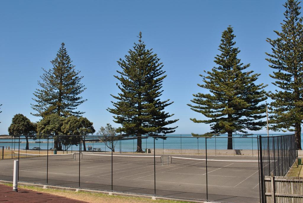 Waikanae Beach Top 10 Holiday Park Gisborne Exterior foto